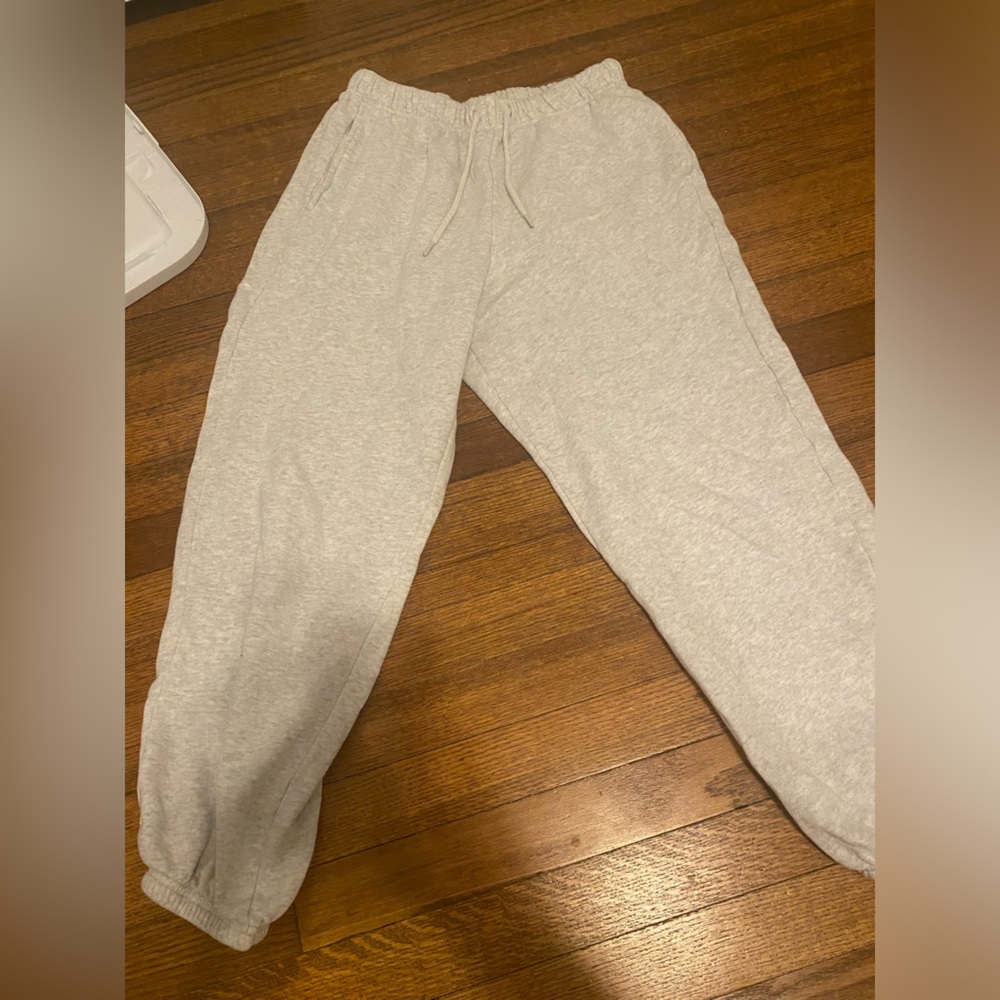 Old Navy sweatpants